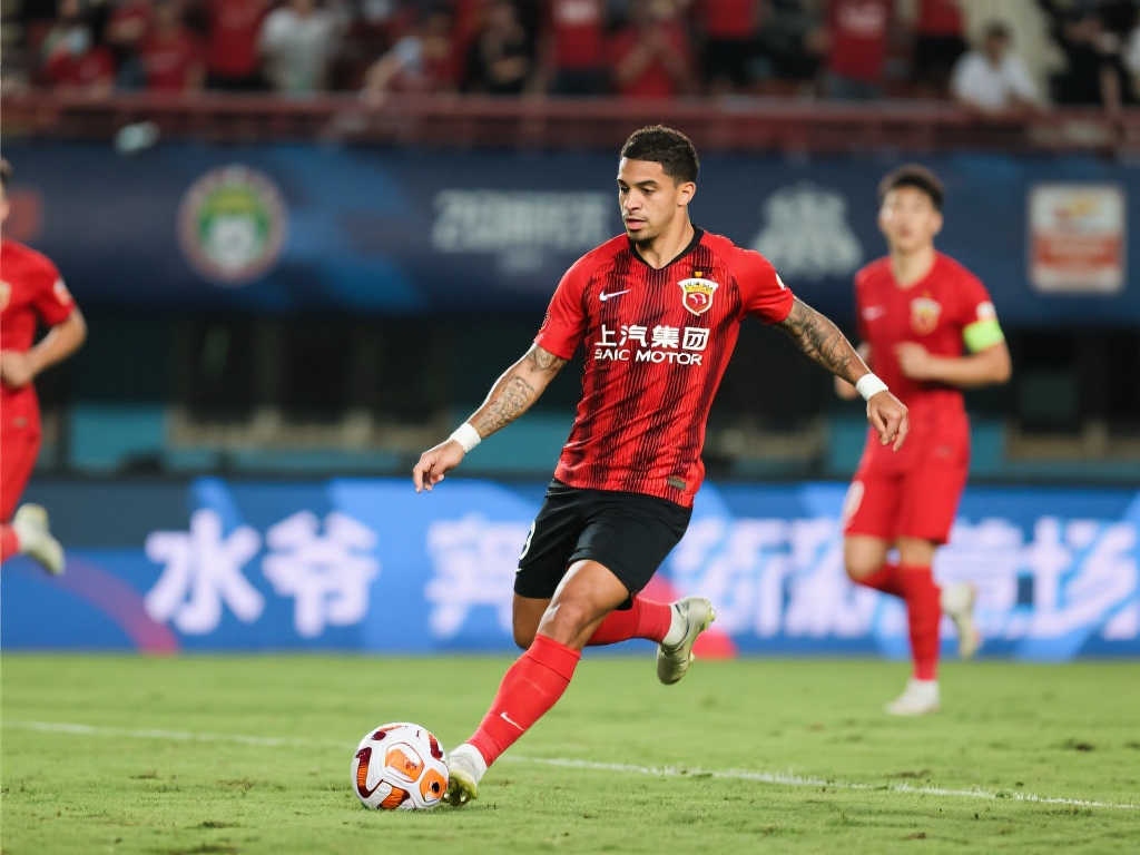 也延伸到俱 也延伸到俱